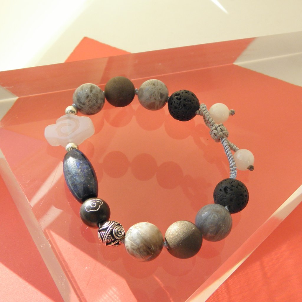 Multi Gem Stone With Sterling Silver Hand Knotted Bracelet 48$